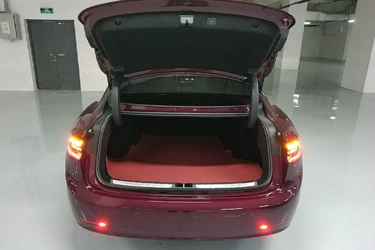 Used Hima Stelato S9 2025 Extended-Range Max+ Trunk