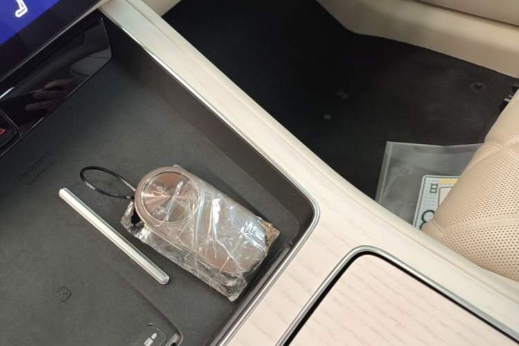 Used Hima Stelato S9 2025 Extended-Range Ultra Vehicle Key