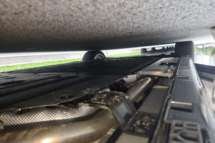 Used Hima Stelato S9 2025 Extended-Range Max+ Chassis Rear Left
