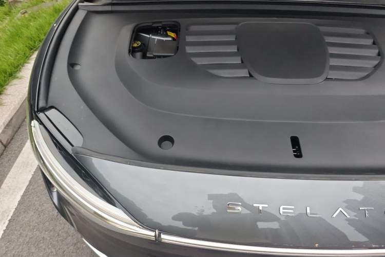 Used Hima Stelato S9 2025 Extended-Range Max+ Engine Bay Right