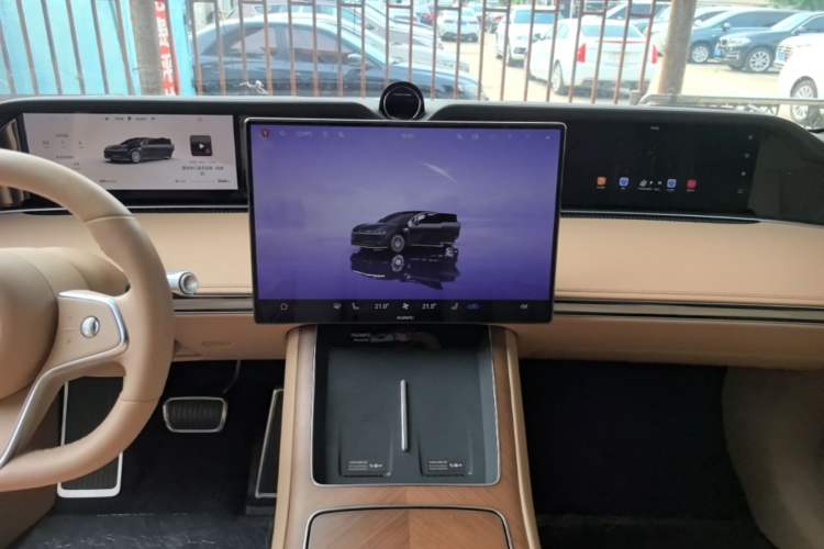Used Hima Stelato S9 2026 Model Range-Extender Ultra, Rear-wheel Drive, 53kWh Audio And AC Panel