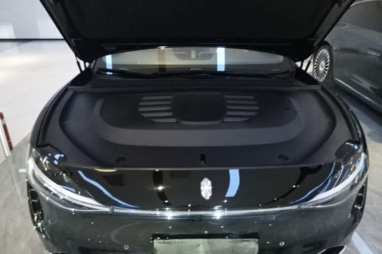 Used Hima Stelato S9 2026 Model Range-Extender Ultra, Rear-wheel Drive, 53kWh Engine Bay
