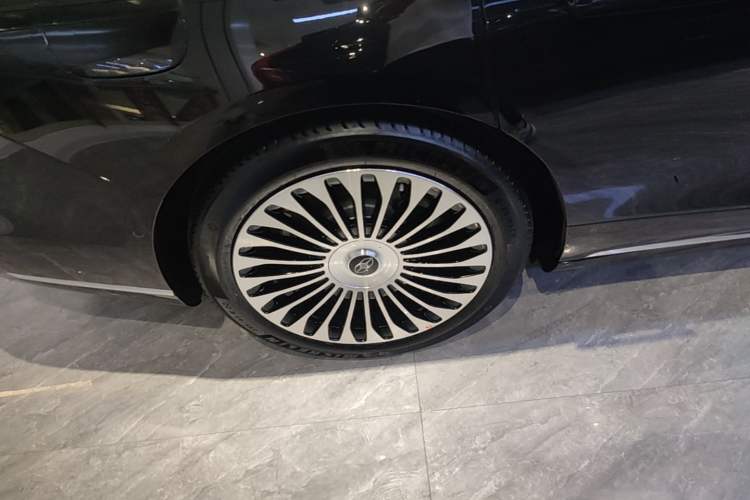 Used Hima Stelato S9 2026 Model Range-Extender Ultra, Rear-wheel Drive, 53kWh Exterior 5