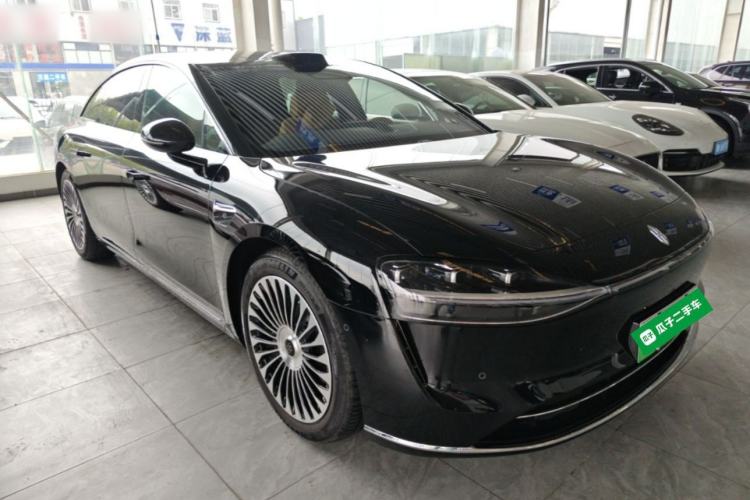 Used Hima Stelato S9 2026 Model Range-Extender Ultra, Rear-wheel Drive, 53kWh Front Right 45 Deg