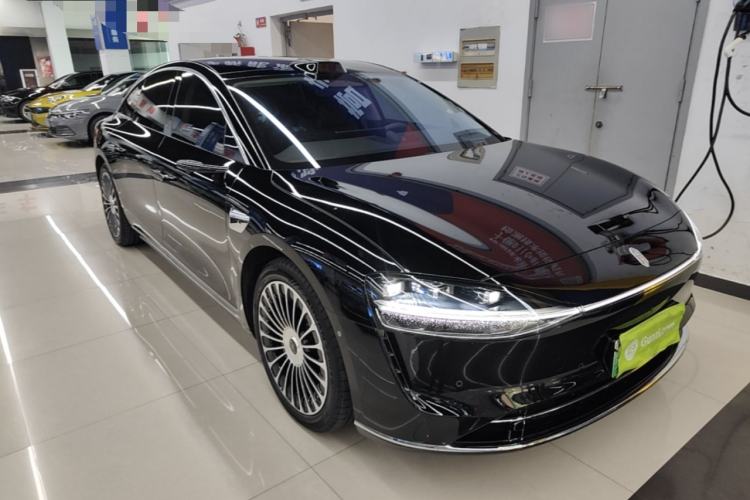 Used Hima Stelato S9 2026 Model Range-Extender Ultra, Rear-wheel Drive, 53kWh Front Right 45 Deg