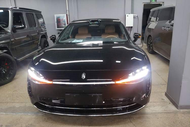 Used Hima Stelato S9 2026 Model Range-Extender Ultra, Rear-wheel Drive, 53kWh Front