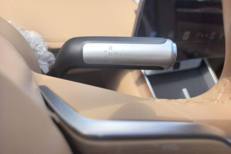 Used Hima Stelato S9 2026 Model Pure-Electric Max Rear-Wheel Drive 100 kWh Gear Lever