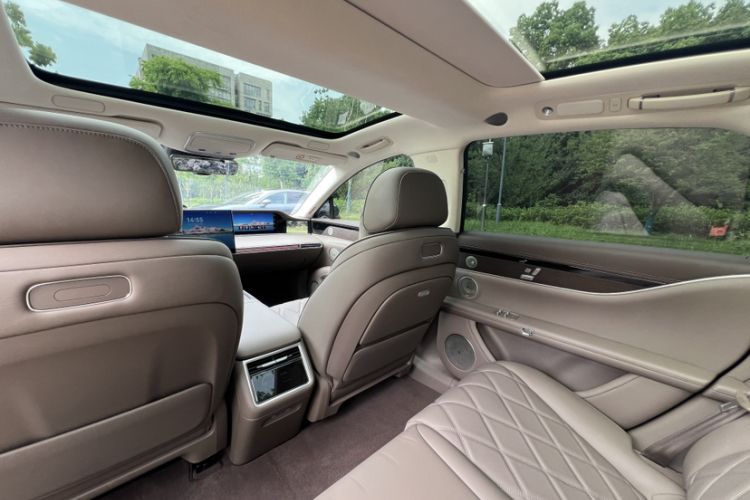 Used Hima Stelato S9 2026 Model Range-Extender Ultra, Rear-wheel Drive, 53kWh Interior 4