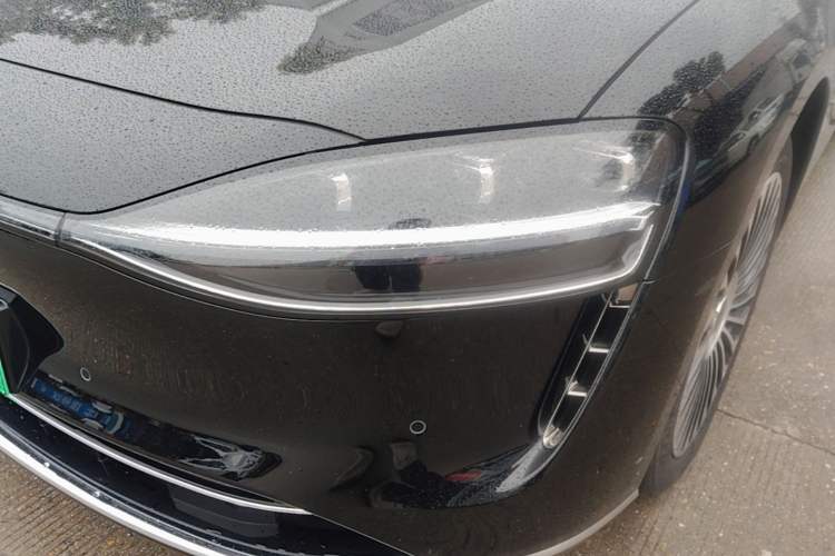 Used Hima Stelato S9 2026 Model Range-Extender Ultra, Rear-wheel Drive, 53kWh Left Front Headlight