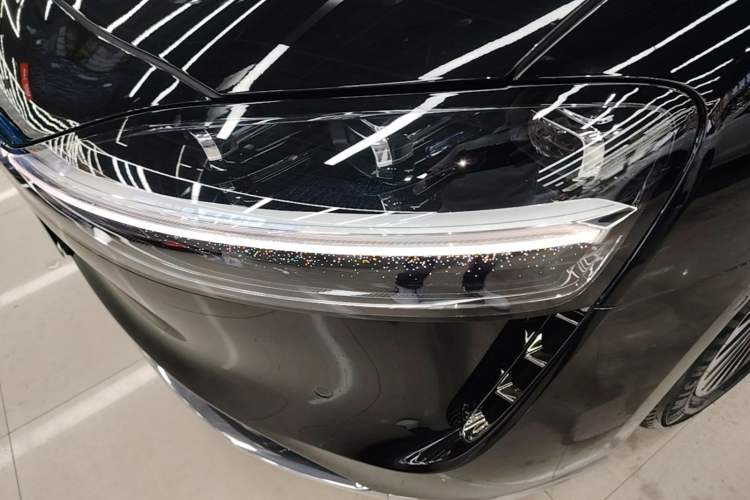 Used Hima Stelato S9 2026 Model Range-Extender Ultra, Rear-wheel Drive, 53kWh Left Front Headlight