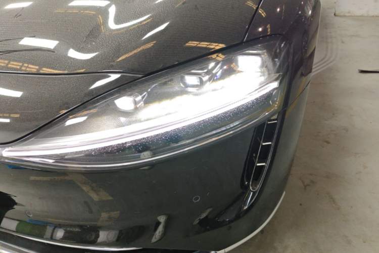 Used Hima Stelato S9 2026 Model Range-Extender Ultra, Rear-wheel Drive, 53kWh Left Front Headlight