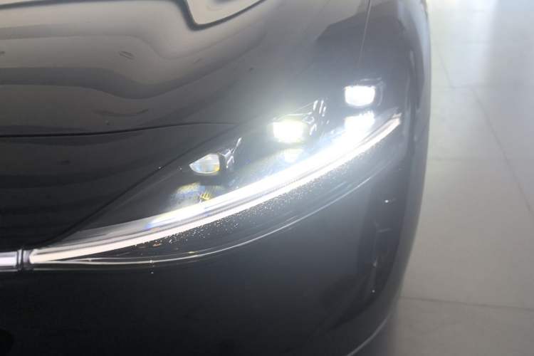 Used Hima Stelato S9 2026 Model Pure Electric Max Rear-Wheel-Drive 100kWh (896-line LiDAR) Left Front Headlight