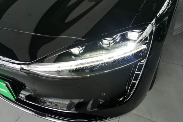 Used Hima Stelato S9 2026 Model Range-Extender Ultra, Rear-wheel Drive, 53kWh Left Front Headlight