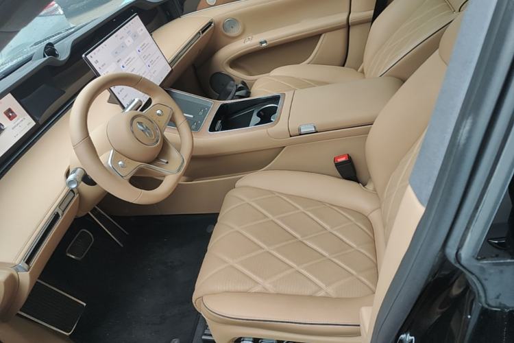 Used Hima Stelato S9 2026 Model Range-Extender Ultra, Rear-wheel Drive, 53kWh Left Front Seat