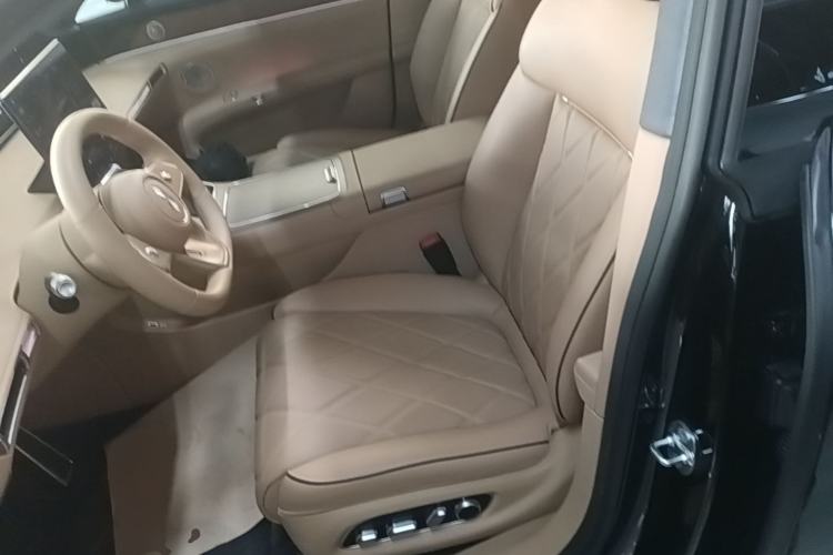 Used Hima Stelato S9 2026 Model Range-Extender Ultra, Rear-wheel Drive, 53kWh Left Front Seat