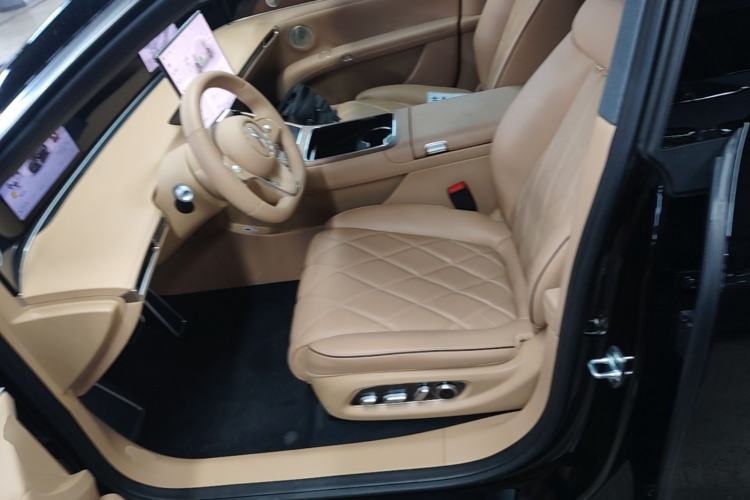 Used Hima Stelato S9 2026 Model Range-Extender Ultra, Rear-wheel Drive, 53kWh Left Front Seat