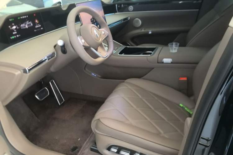 Used Hima Stelato S9 2026 Model Pure Electric Max Rear-Wheel-Drive 100kWh (896-line LiDAR) Left Front Seat