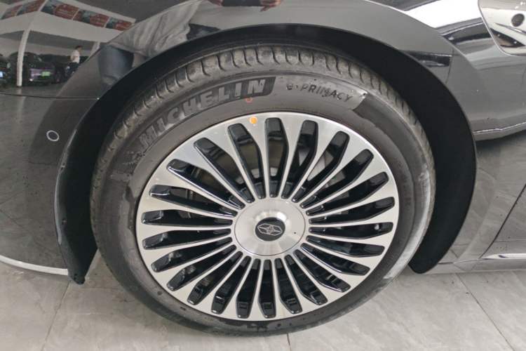 Used Hima Stelato S9 2026 Model Range-Extender Ultra, Rear-wheel Drive, 53kWh Left Front Wheel Hub
