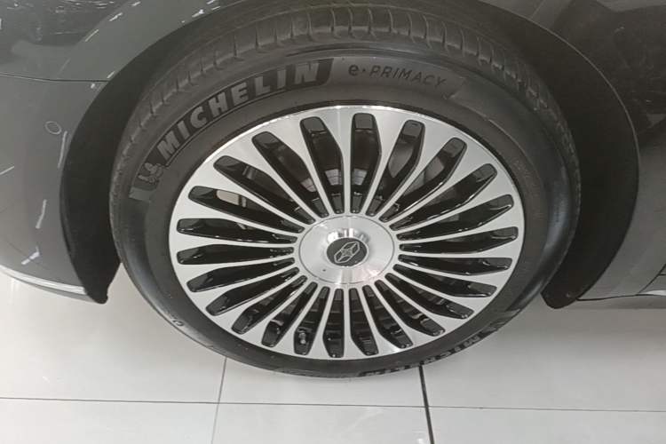 Used Hima Stelato S9 2026 Model Range-Extender Ultra, Rear-wheel Drive, 53kWh Left Front Wheel Hub