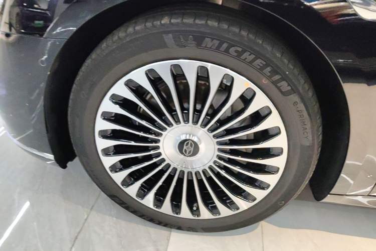 Used Hima Stelato S9 2026 Model Range-Extender Ultra, Rear-wheel Drive, 53kWh Left Front Wheel Hub