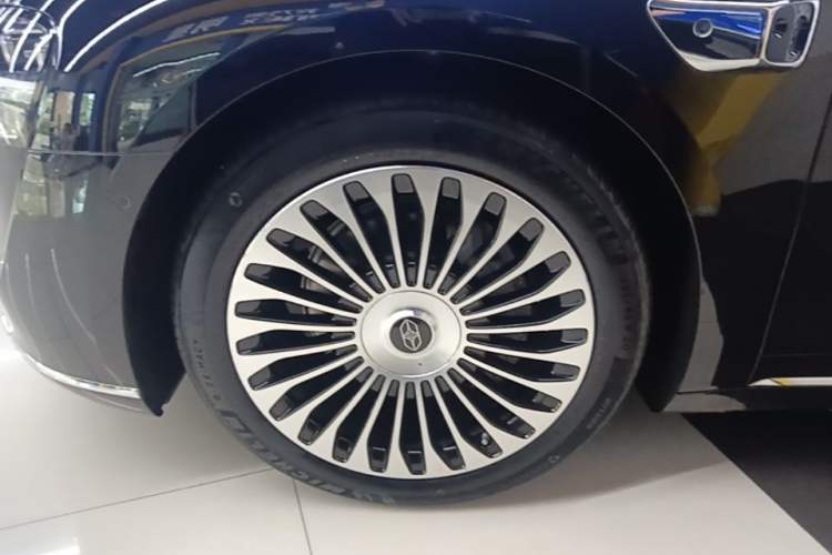 Used Hima Stelato S9 2026 Model Range-Extender Ultra, Rear-wheel Drive, 53kWh Left Front Wheel Hub