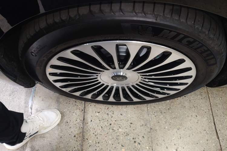 Used Hima Stelato S9 2026 Model Range-Extender Ultra, Rear-wheel Drive, 53kWh Left Front Wheel Hub