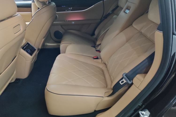 Used Hima Stelato S9 2026 Model Range-Extender Ultra, Rear-wheel Drive, 53kWh Left Rear Seat