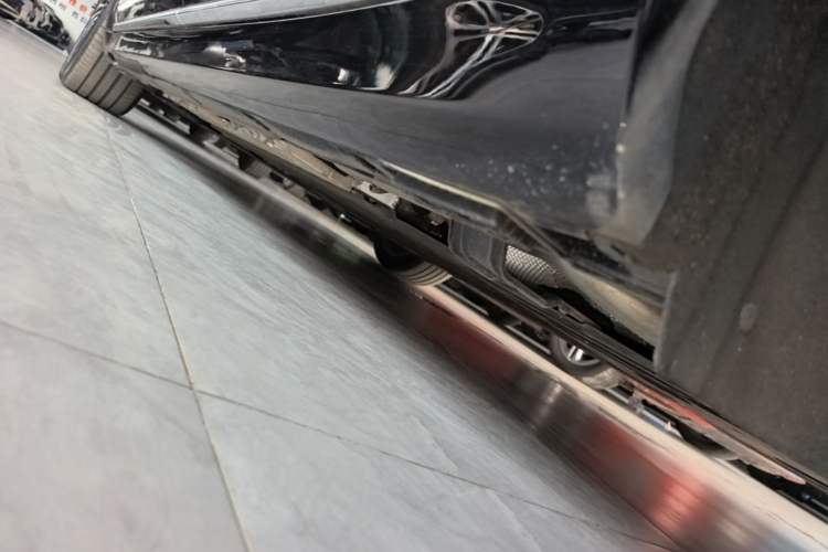 Used Hima Stelato S9 2026 Model Range-Extended Max Rear-Wheel Drive 53 kWh Left Side Sill