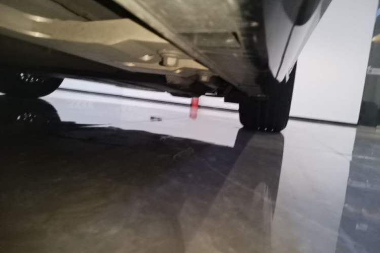 Used Hima Stelato S9 2026 Model Range-Extender Ultra, Rear-wheel Drive, 53kWh Left Side Sill