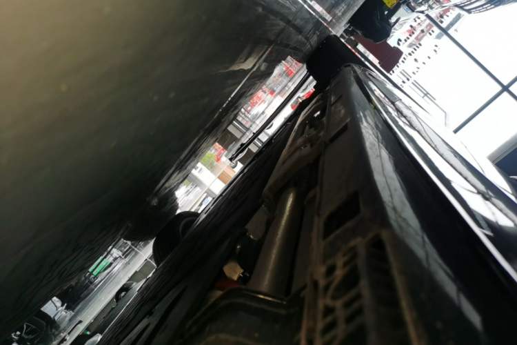 Used Hima Stelato S9 2026 Model Range-Extender Ultra, Rear-wheel Drive, 53kWh Left Side Sill