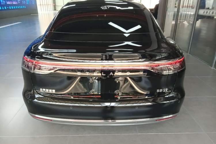 Used Hima Stelato S9 2026 Model Range-Extender Ultra, Rear-wheel Drive, 53kWh Rear