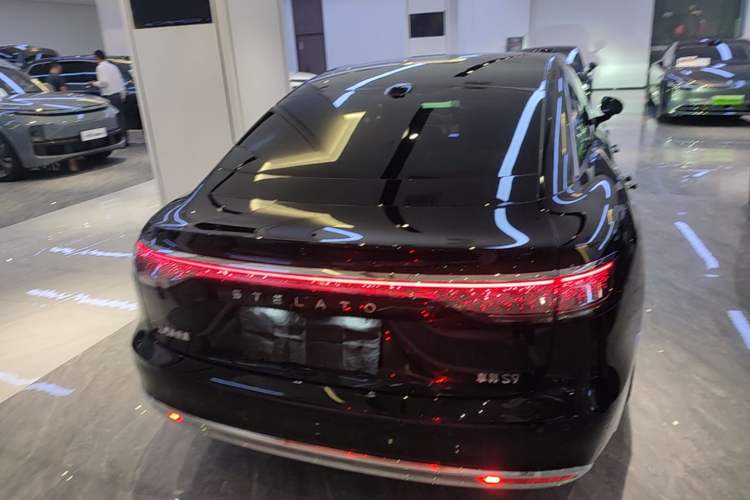 Used Hima Stelato S9 2026 Model Range-Extender Ultra, Rear-wheel Drive, 53kWh Rear