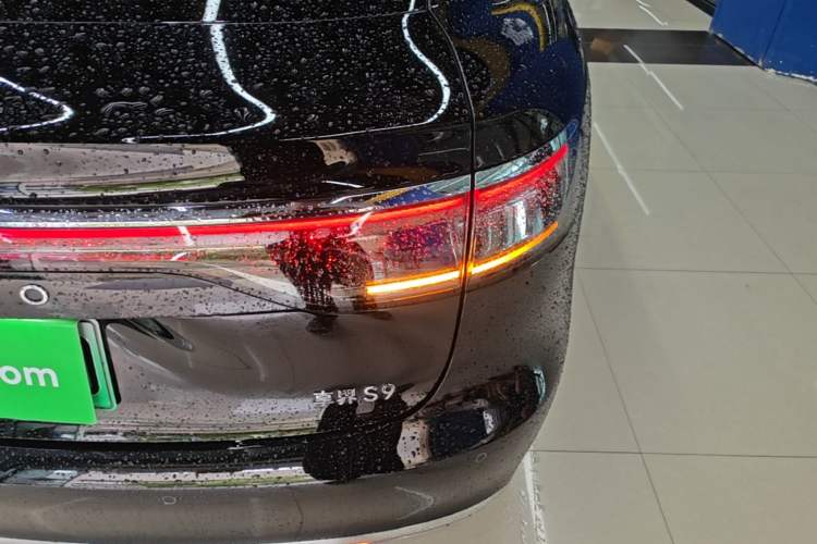 Used Hima Stelato S9 2026 Model Range-Extender Ultra, Rear-wheel Drive, 53kWh Right Rear Taillight