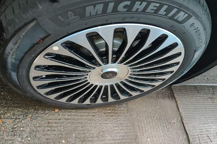 Used Hima Stelato S9 2026 Model Range-Extender Ultra, Rear-wheel Drive, 53kWh Right Rear Wheel Hub