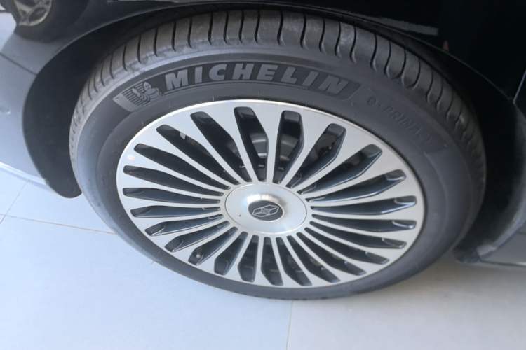 Used Hima Stelato S9 2026 Model Pure Electric Max Rear-Wheel-Drive 100kWh (896-line LiDAR) Right Rear Wheel Hub