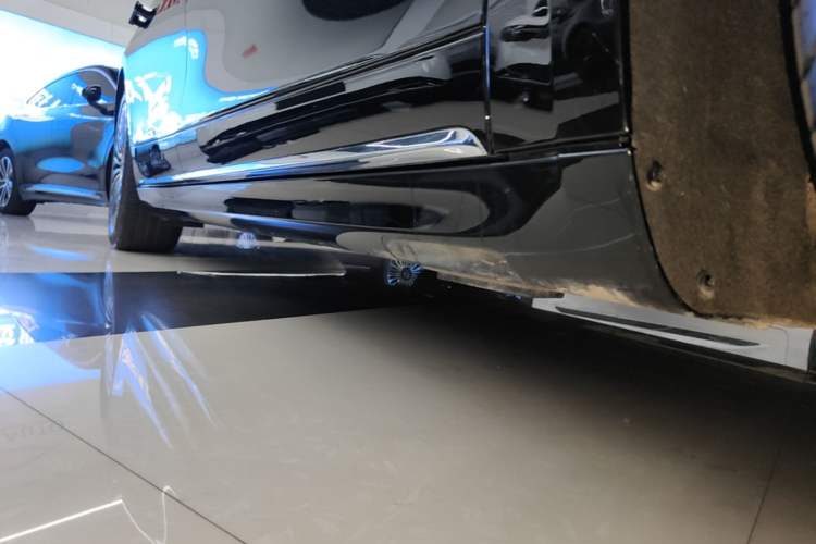Used Hima Stelato S9 2026 Model Range-Extender Ultra, Rear-wheel Drive, 53kWh Right Side Sill