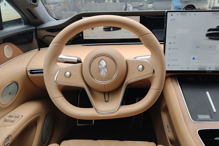 Used Hima Stelato S9 2026 Model Range-Extended Max Rear-Wheel Drive 53 kWh Steering Wheel