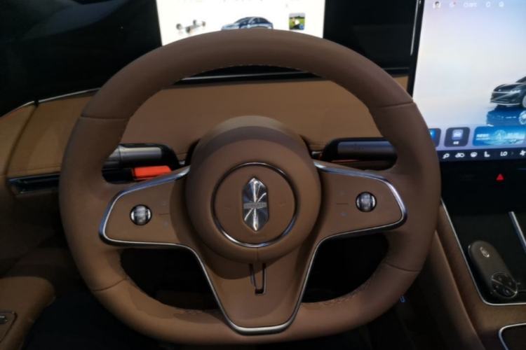 Used Hima Stelato S9 2026 Model Range-Extender Ultra, Rear-wheel Drive, 53kWh Steering Wheel
