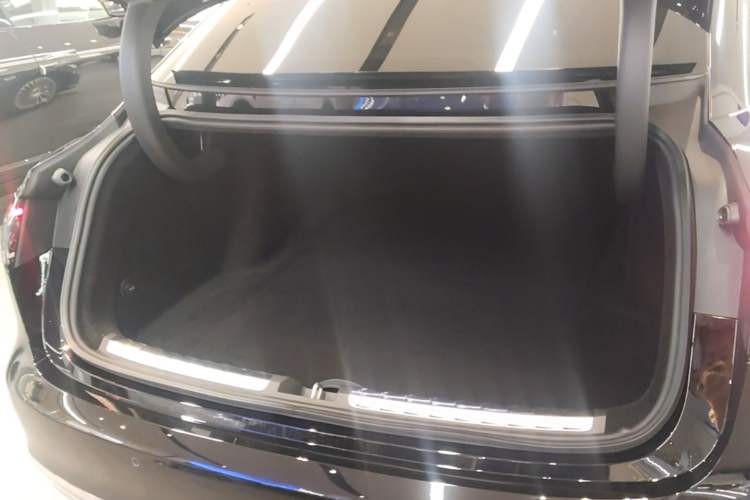 Used Hima Stelato S9 2026 Model, Range-Extended Max Rear-Drive 37kWh Trunk