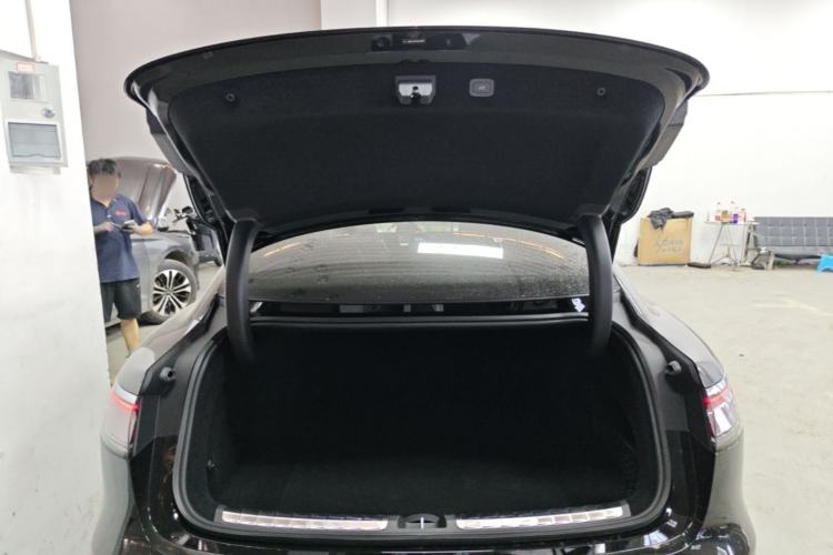Used Hima Stelato S9 2026 Model Range-Extender Ultra, Rear-wheel Drive, 53kWh Trunk