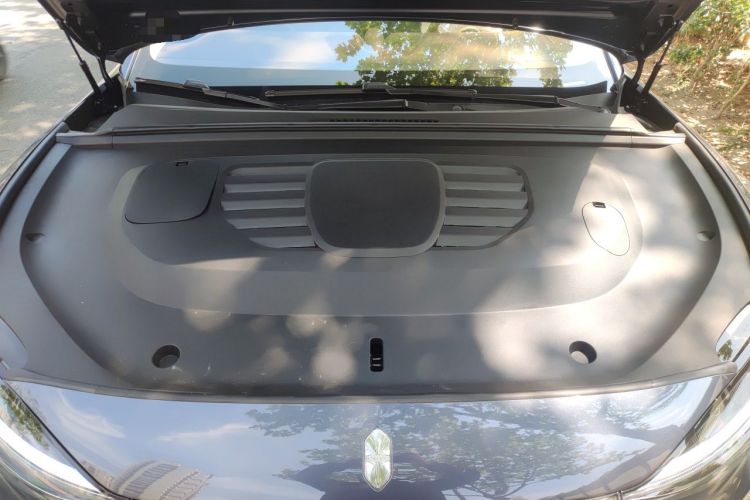 Used Hima Stelato S9 2026 Model Extended-Range Ultra Rear-Wheel Drive 53kWh (896-line LiDAR) Engine Bay