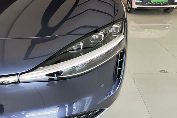 Used Hima Stelato S9 2026 Model Range-Extender Ultra, Rear-wheel Drive, 53kWh Left Front Headlight