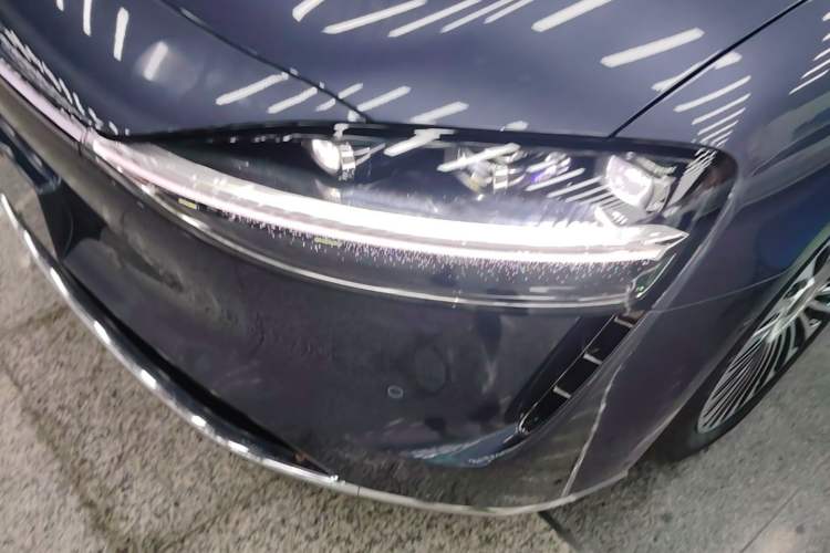 Used Hima Stelato S9 2026 Model Pure-Electric Ultra All-Wheel Drive 100 kWh Left Front Headlight