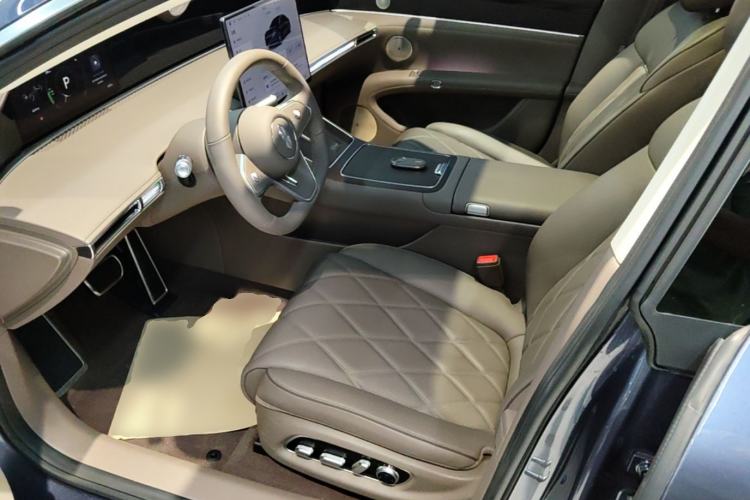 Used Hima Stelato S9 2026 Model Range-Extender Ultra, Rear-wheel Drive, 53kWh Left Front Seat