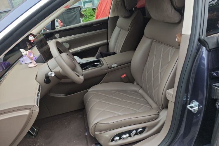 Used Hima Stelato S9 2026 Model Range-Extender Ultra, Rear-wheel Drive, 53kWh Left Front Seat