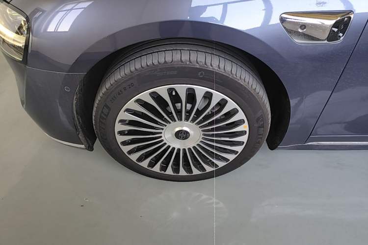 Used Hima Stelato S9 2026 Model Pure-Electric Ultra All-Wheel Drive 100 kWh Left Front Wheel Hub