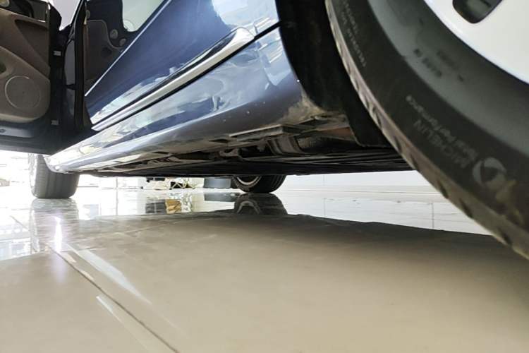 Used Hima Stelato S9 2026 Model Range-Extender Ultra, Rear-wheel Drive, 53kWh Left Side Sill