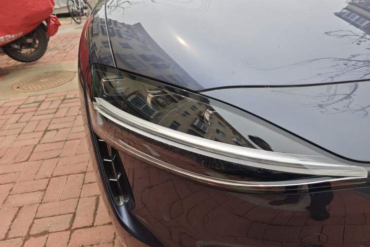 Used Hima Stelato S9 2026 Model Range-Extender Ultra, Rear-wheel Drive, 53kWh Right Front Headlight