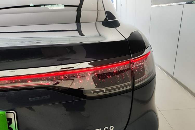 Used Hima Stelato S9 2026 Model Range-Extender Ultra, Rear-wheel Drive, 53kWh Right Rear Taillight