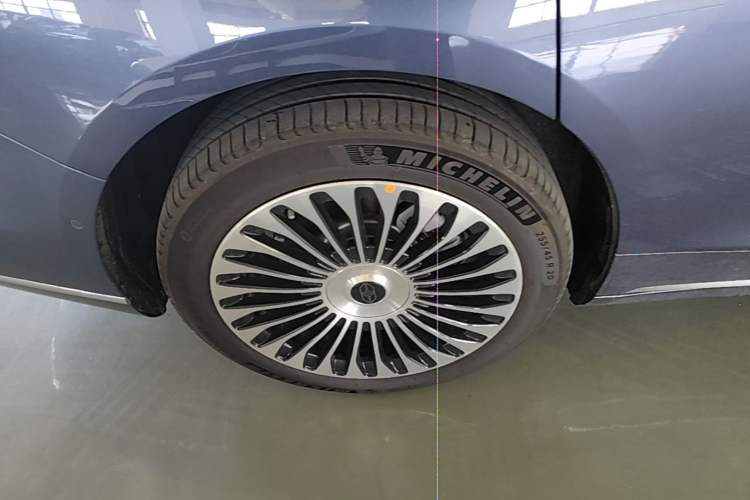 Used Hima Stelato S9 2026 Model Pure-Electric Ultra All-Wheel Drive 100 kWh Right Rear Wheel Hub